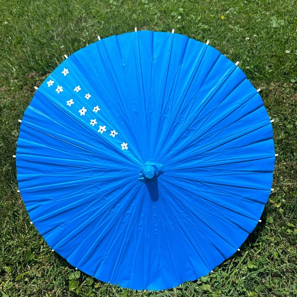 Blue Paper Parasol with White Flower Design - Picture 2 of 5